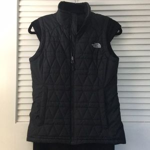 North face chervon vest
